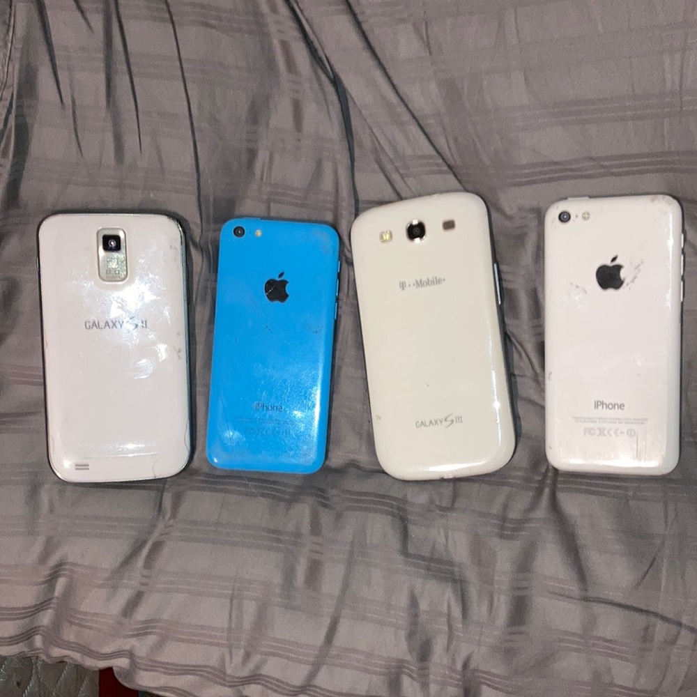 Galaxy S2-S3 & IPhone 5c white-blue
